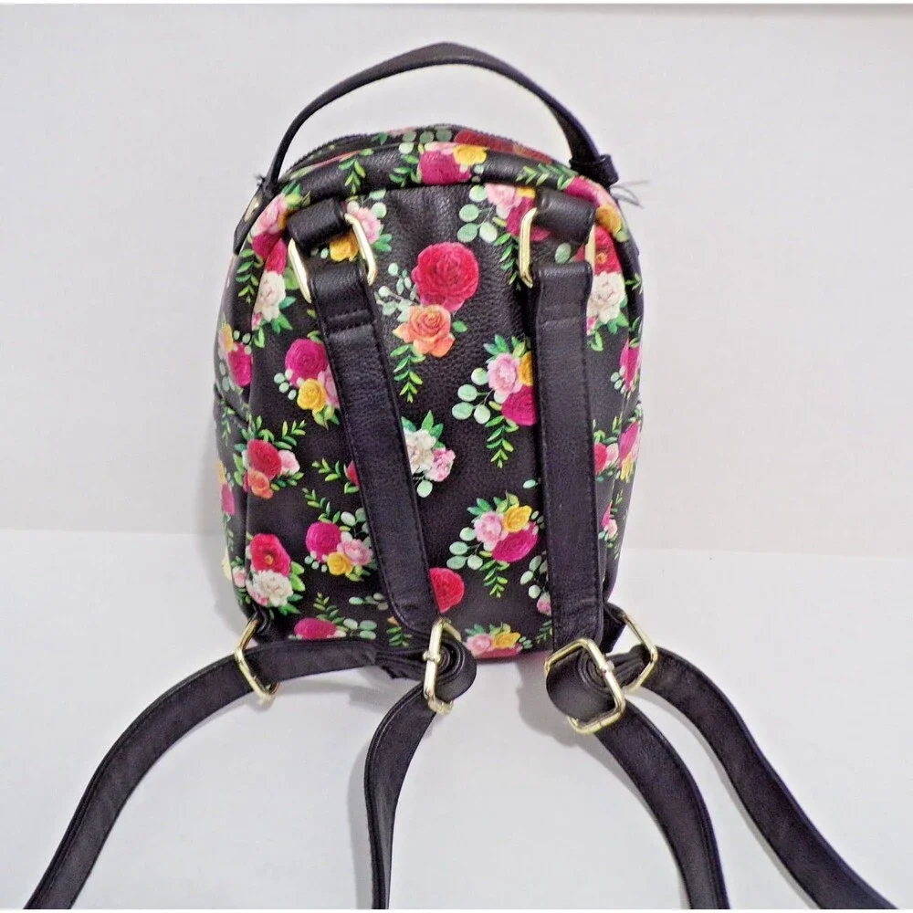 Betsey Johnson Girls Dog Face Mini Backpack Purse Black w/Roses Gold Heart Acct